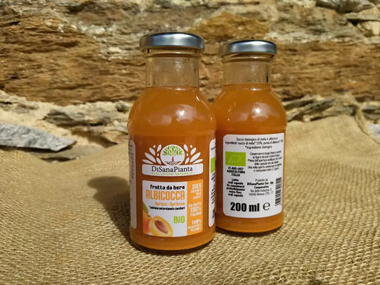 succo biologico di albicocca senza acqua né zuccheri aggiunti